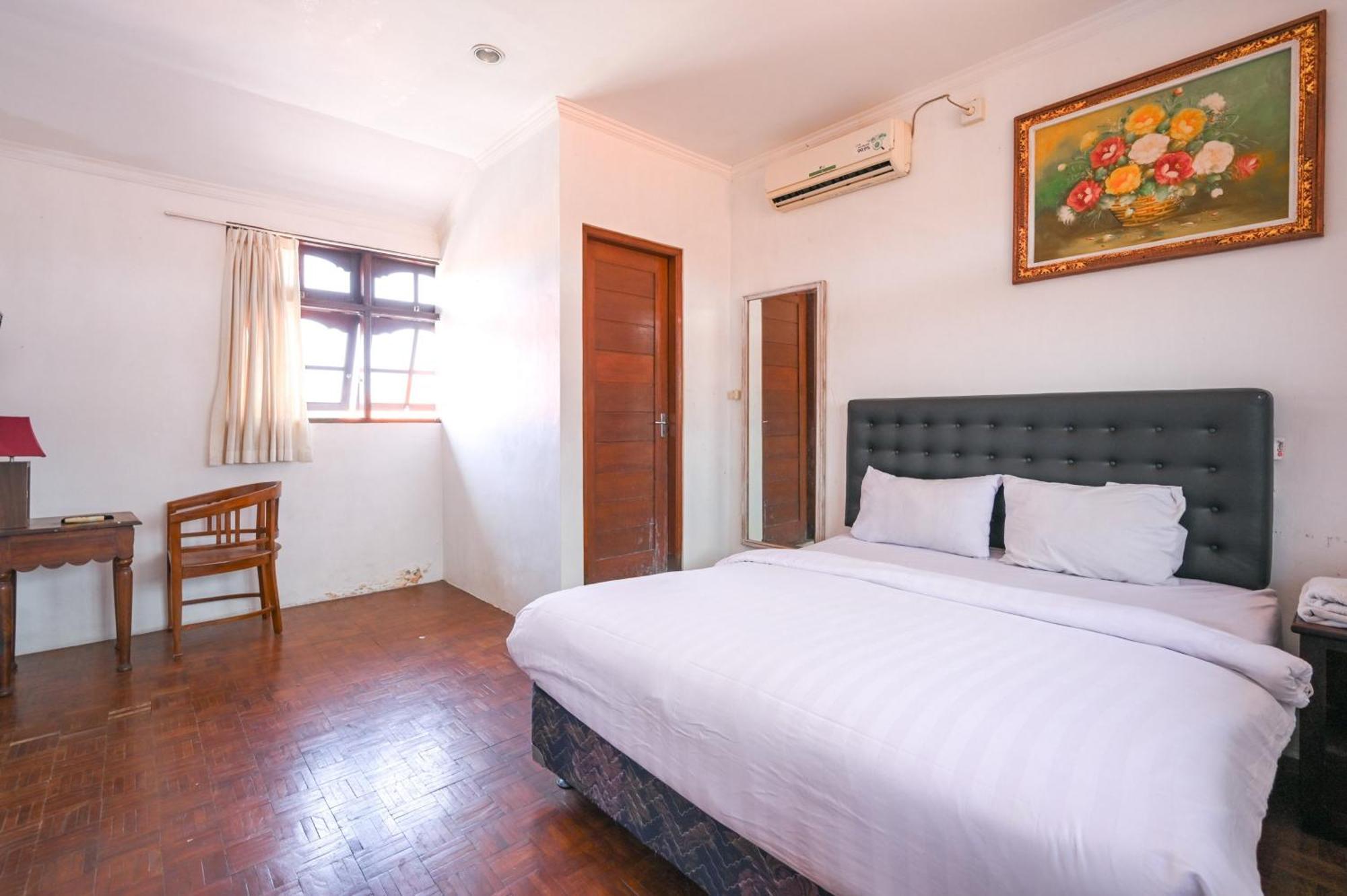 Ceria Guesthouse Seminyak Mitra Reddoorz المظهر الخارجي الصورة