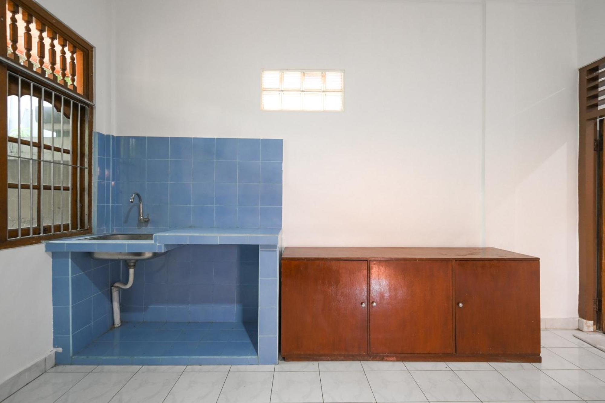 Ceria Guesthouse Seminyak Mitra Reddoorz المظهر الخارجي الصورة