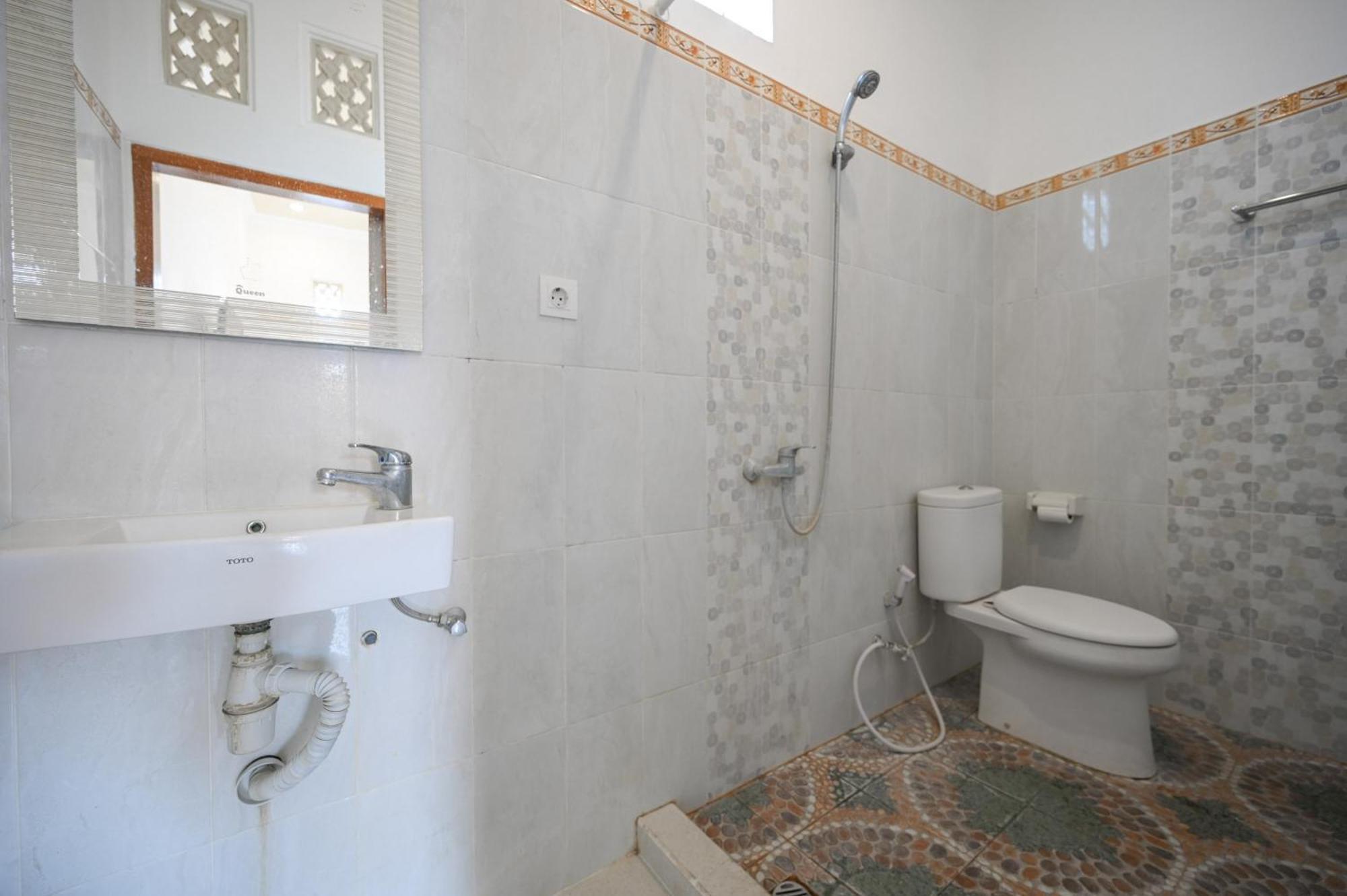 Ceria Guesthouse Seminyak Mitra Reddoorz المظهر الخارجي الصورة